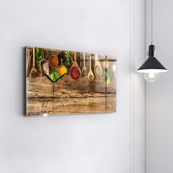 Horizontálne hodiny Lyžice korenia