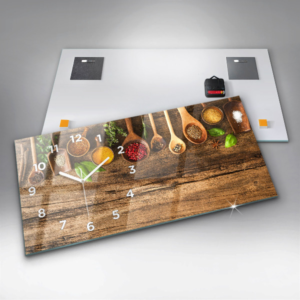 Horizontálne hodiny Lyžice korenia
