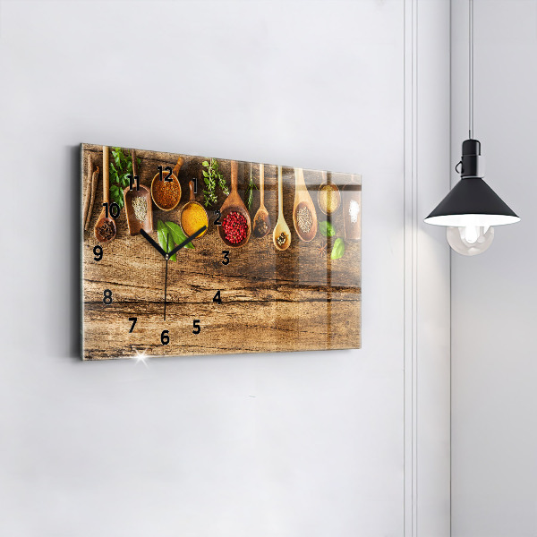 Horizontálne hodiny Lyžice korenia