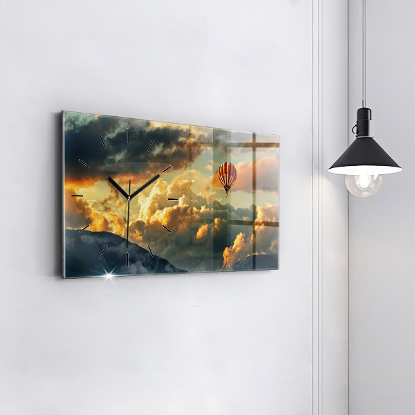 Horizontálne hodiny Let balónom v oblakoch