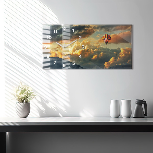 Horizontálne hodiny Let balónom v oblakoch