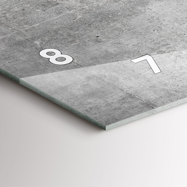 Horizontálne hodiny Surová stena