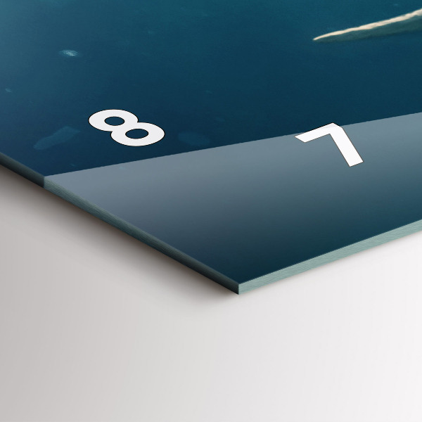 Horizontálne hodiny Slon plávajúci v oceáne