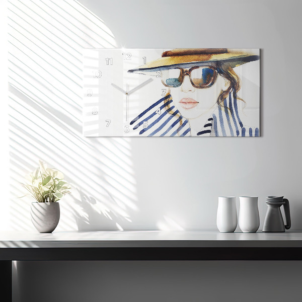 Horizontálne hodiny Posledné dni dovolenkovej módy