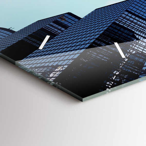 Horizontálne hodiny Lietadlo nad budovami