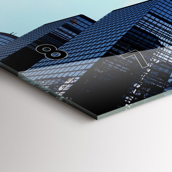 Horizontálne hodiny Lietadlo nad budovami