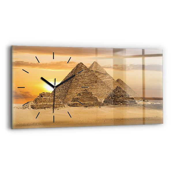 Horizontálne hodiny Pyramídy a západ slnka