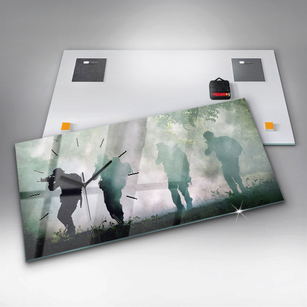 Horizontálne hodiny Vojaci v lese