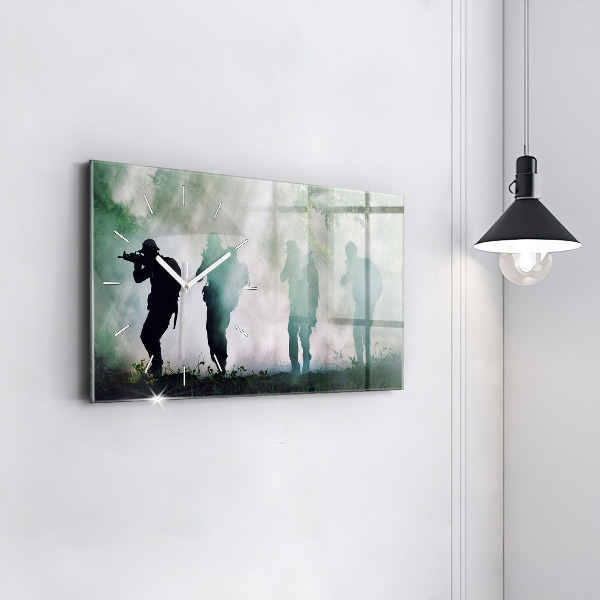 Horizontálne hodiny Vojaci v lese