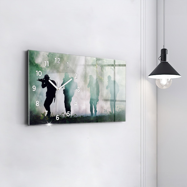 Horizontálne hodiny Vojaci v lese