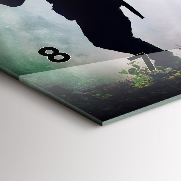 Horizontálne hodiny Vojaci v lese