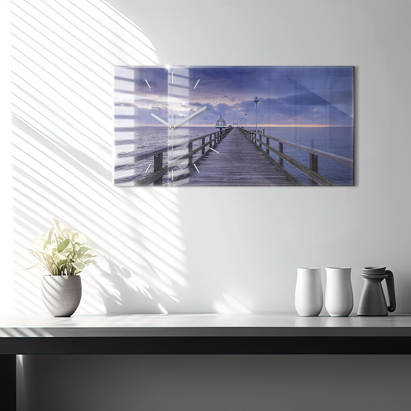 Horizontálne hodiny Mólo pri Baltskom mori