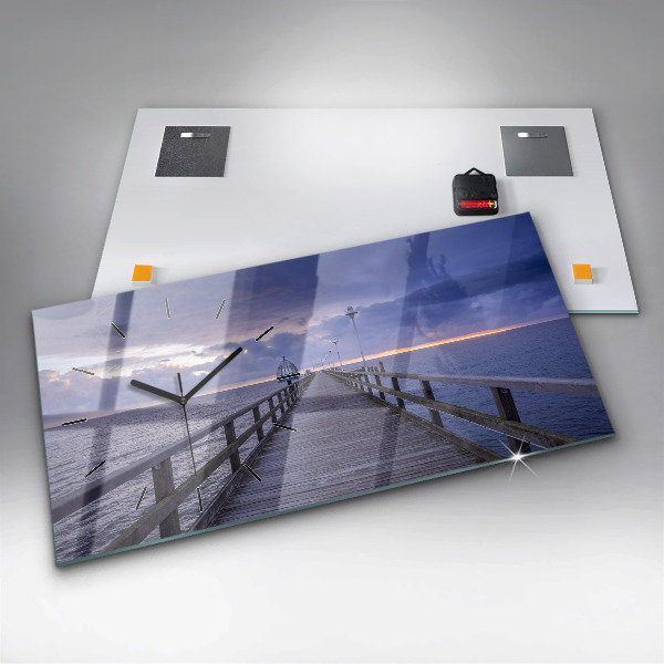 Horizontálne hodiny Mólo pri Baltskom mori