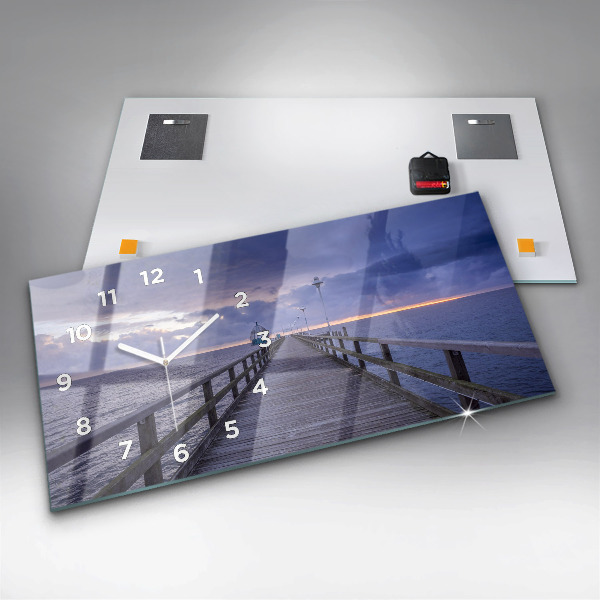 Horizontálne hodiny Mólo pri Baltskom mori