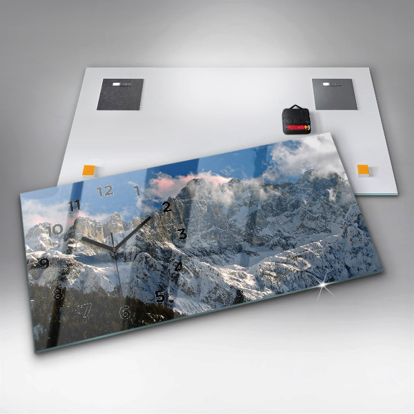 Horizontálne hodiny Hory pod modrou oblohou