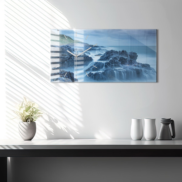 Horizontálne hodiny Maják