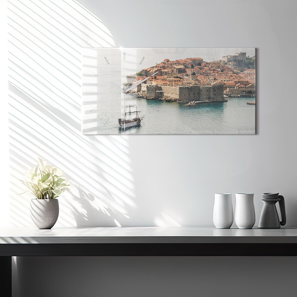 Horizontálne hodiny Plachetnica v Dubrovníku