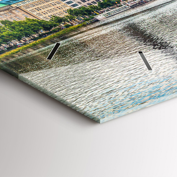 Horizontálne hodiny Binnenalster v Hamburgu