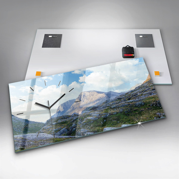 Horizontálne hodiny Skalnatá krajina