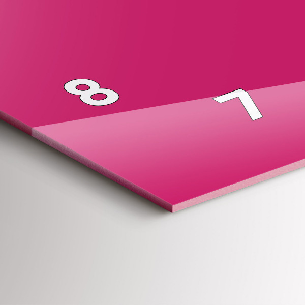 Horizontálne hodiny Výrazná ružová farba