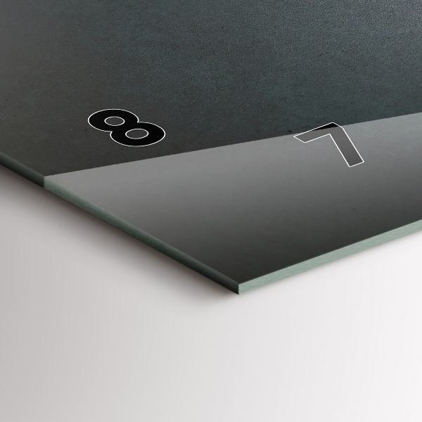 Horizontálne hodiny Tulák v tme