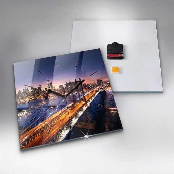 Štvorcové hodiny New York a západ slnka