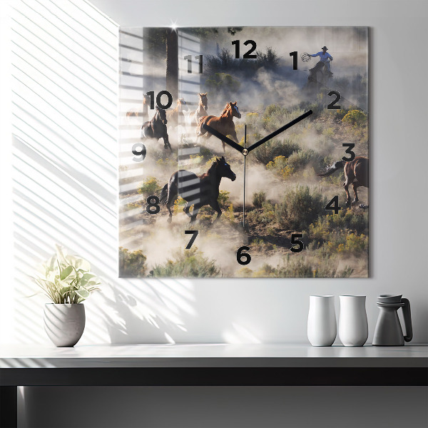 Štvorcové hodiny Stádo ponáhľajúcich sa koní