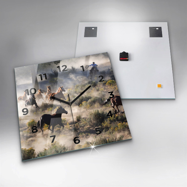 Štvorcové hodiny Stádo ponáhľajúcich sa koní