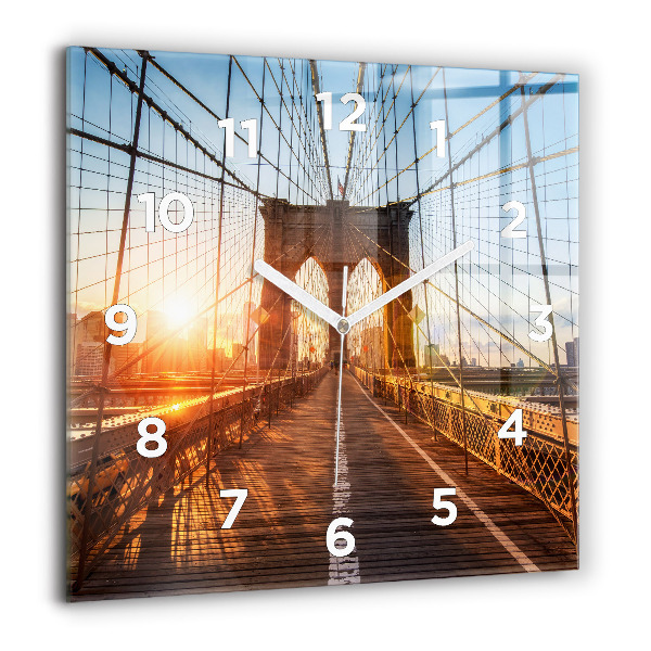Štvorcové hodiny Brooklynský most NYC