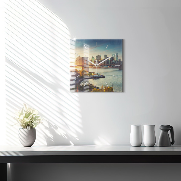 Štvorcové hodiny New York Manhattan