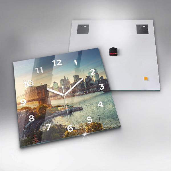 Štvorcové hodiny New York Manhattan