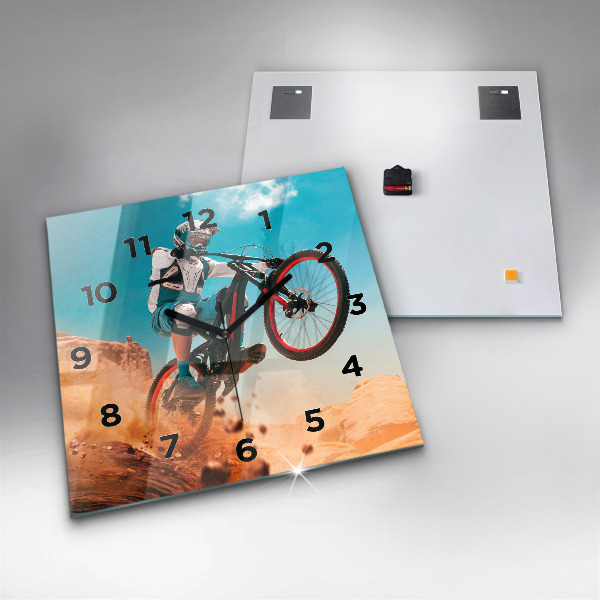 Štvorcové hodiny Kaskadér a adrenalín