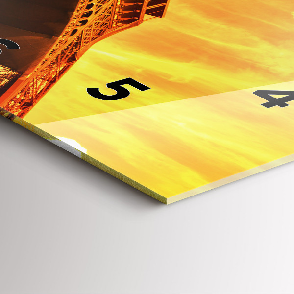 Štvorcové hodiny Eiffelova veža v Paríži