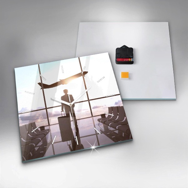 Štvorcové hodiny Muž na letisku