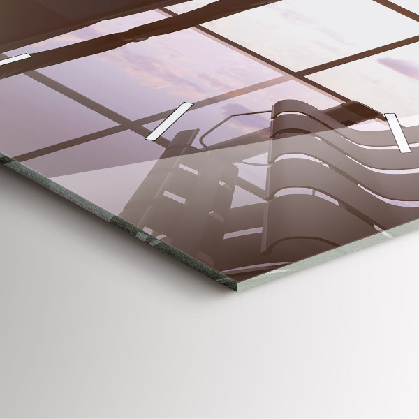 Štvorcové hodiny Muž na letisku