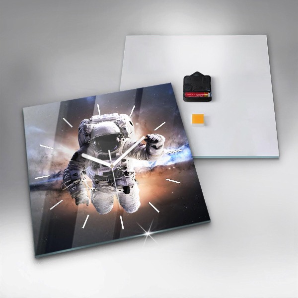 Štvorcové hodiny Astronaut vo vesmíre