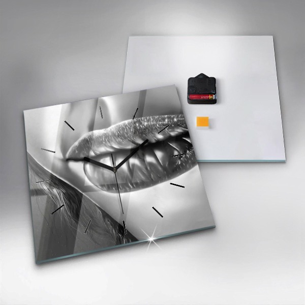 Štvorcové hodiny Ženské ústa