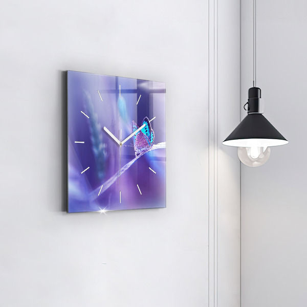 Štvorcové hodiny Motýľ na tráve