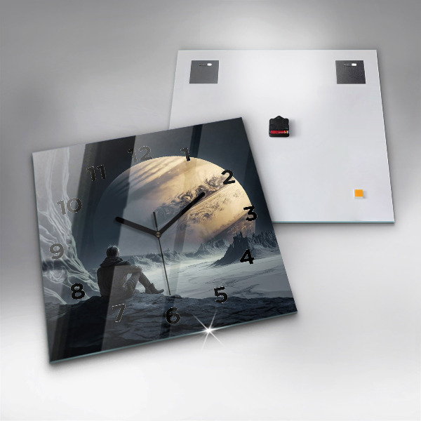 Štvorcové hodiny Muž na pozadí mesiaca