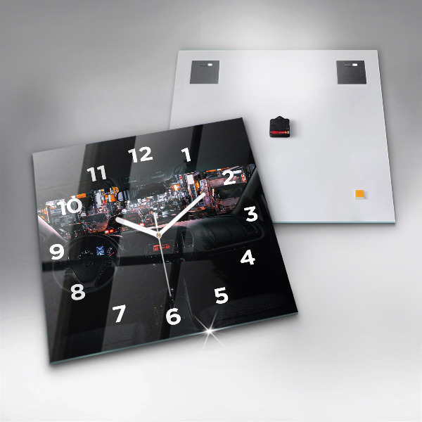 Štvorcové hodiny Auto v Tokiu