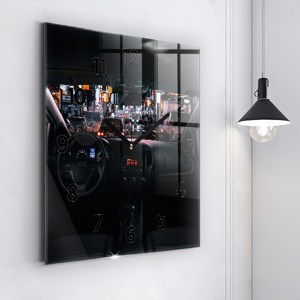 Štvorcové hodiny Auto v Tokiu