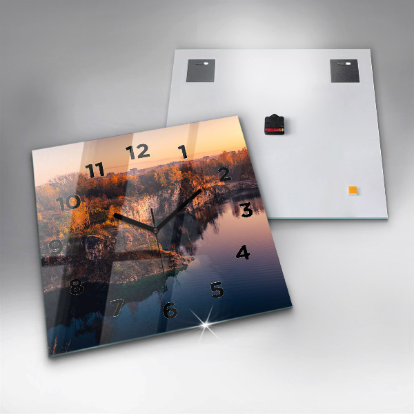 Štvorcové hodiny Krakovské jazero Zakrzówek