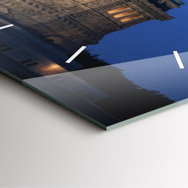 Štvorcové hodiny Socha slobody v New Yorku