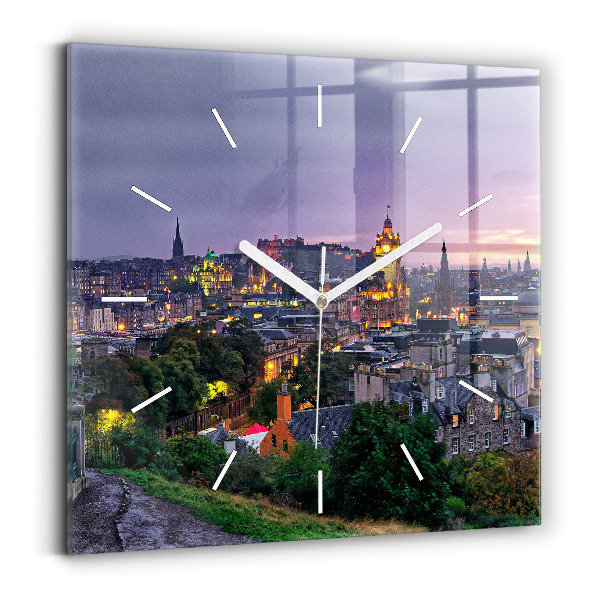 Štvorcové hodiny Edinburgh z Calton Hill
