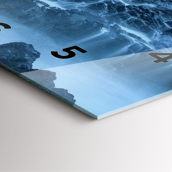 Štvorcové hodiny Maják