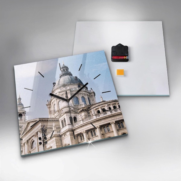 Štvorcové hodiny Bazilika sv Štefan