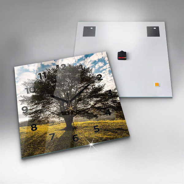 Štvorcové hodiny Strom na kopci