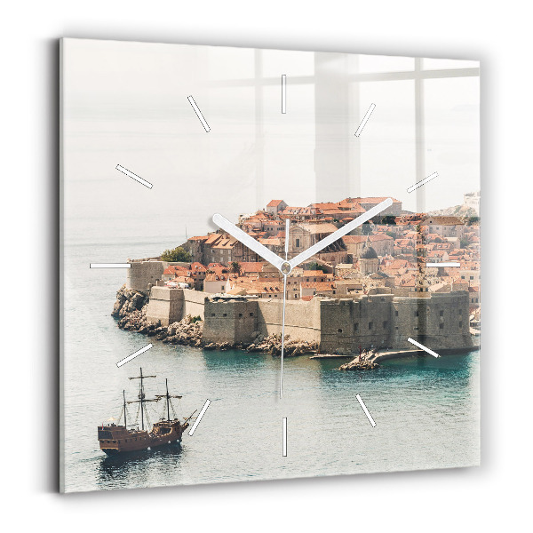 Štvorcové hodiny Plachetnica v Dubrovníku