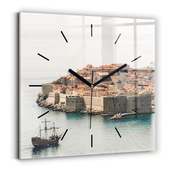 Štvorcové hodiny Plachetnica v Dubrovníku