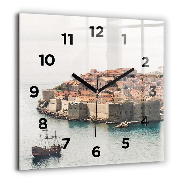 Štvorcové hodiny Plachetnica v Dubrovníku